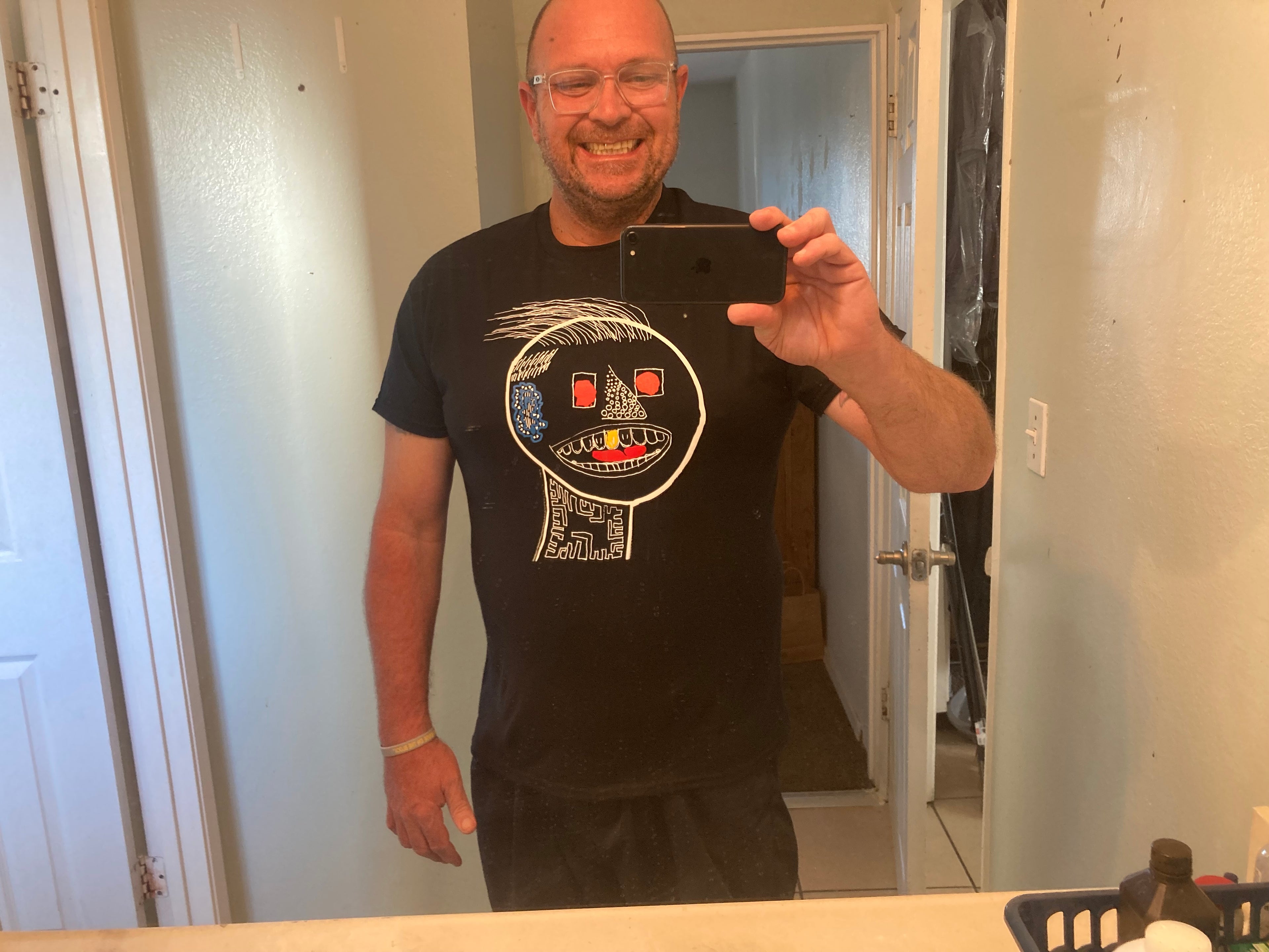 EarLoaf T-Shirt(Black)