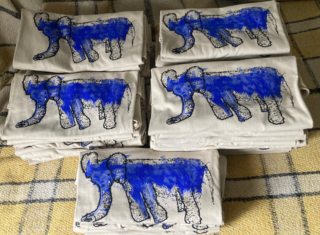 Blue Elephant (Sand)